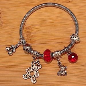 “Berry🍓Beary🧸 in Love" Infinity Charm Bracelet ♥️ 🔮 SEE PHOTOS 🔮